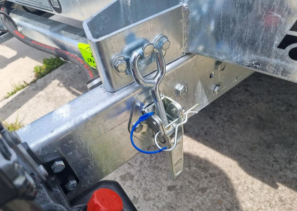 Nov Plato/ Tovorna prikolica TEMARED UNIVERSAL 5121/3 3.5T R10C SKLEJKA: slika 7 Nov Plato/ Tovorna prikolica TEMARED UNIVERSAL 5121/3 3.5T R10C SKLEJKA: slika 7