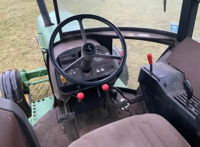 1988 John Deere 2650 2wd tractor - Traktor: slika 3 1988 John Deere 2650 2wd tractor - Traktor: slika 3