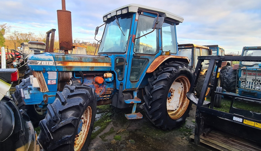 Ford 7810 4×4 Tractor - Traktor: slika 1 Ford 7810 4×4 Tractor - Traktor: slika 1