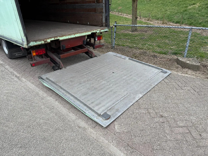 Iveco EuroCargo 75 Bakwagen -Manual-lift- Low KM - Tovornjak zabojnik: slika 4 Iveco EuroCargo 75 Bakwagen -Manual-lift- Low KM - Tovornjak zabojnik: slika 4