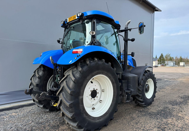 New Holland T7.200 - Traktor: slika 5 New Holland T7.200 - Traktor: slika 5