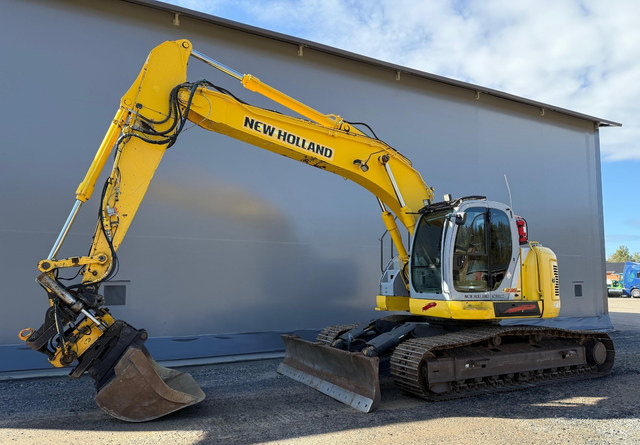 New HollandE235SR - Bager goseničar: slika 1 New HollandE235SR - Bager goseničar: slika 1