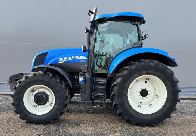 New HollandT7.200 - Traktor: slika 2 New HollandT7.200 - Traktor: slika 2