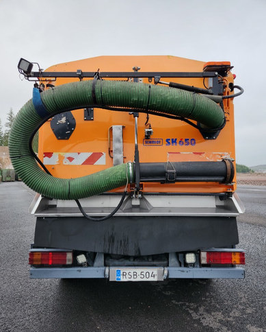 SchmidtSK650 Atego 85kmh/h - Vozilo za pometanje: slika 4 SchmidtSK650 Atego 85kmh/h - Vozilo za pometanje: slika 4