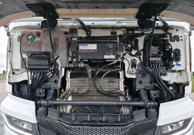 Vlačilec IvecoS-Way 460 4x2 LNG / LBG: slika 8 Vlačilec IvecoS-Way 460 4x2 LNG / LBG: slika 8