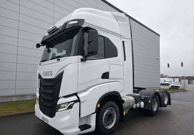 IvecoS-Way 480 6x2 Hieno! - Vlačilec: slika 1 IvecoS-Way 480 6x2 Hieno! - Vlačilec: slika 1