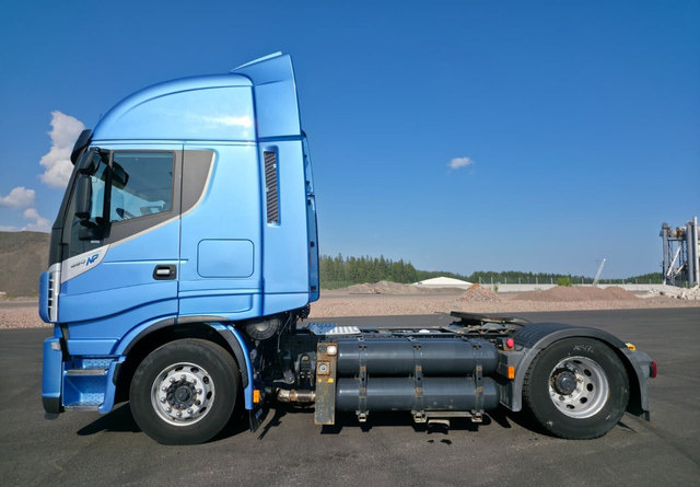 IvecoStralis 460 4x2 CNG / LNG - Vlačilec: slika 2 IvecoStralis 460 4x2 CNG / LNG - Vlačilec: slika 2