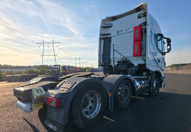 IvecoStralis 460 6x2 LNG/LBG - Vlačilec: slika 4 IvecoStralis 460 6x2 LNG/LBG - Vlačilec: slika 4