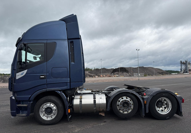 IvecoStralis 460 LNG / LBG - Vlačilec: slika 2 IvecoStralis 460 LNG / LBG - Vlačilec: slika 2