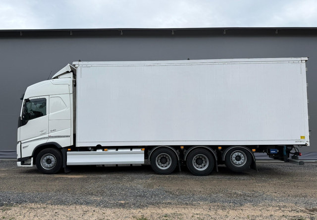 VolvoFH 540 8x4 66m3 - Tovornjak zabojnik: slika 3 VolvoFH 540 8x4 66m3 - Tovornjak zabojnik: slika 3