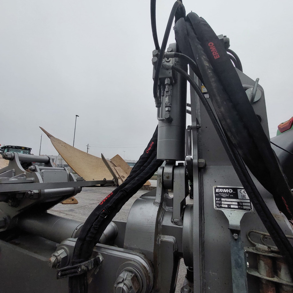 ARATRO ERMO - Plug: slika 5 ARATRO ERMO - Plug: slika 5