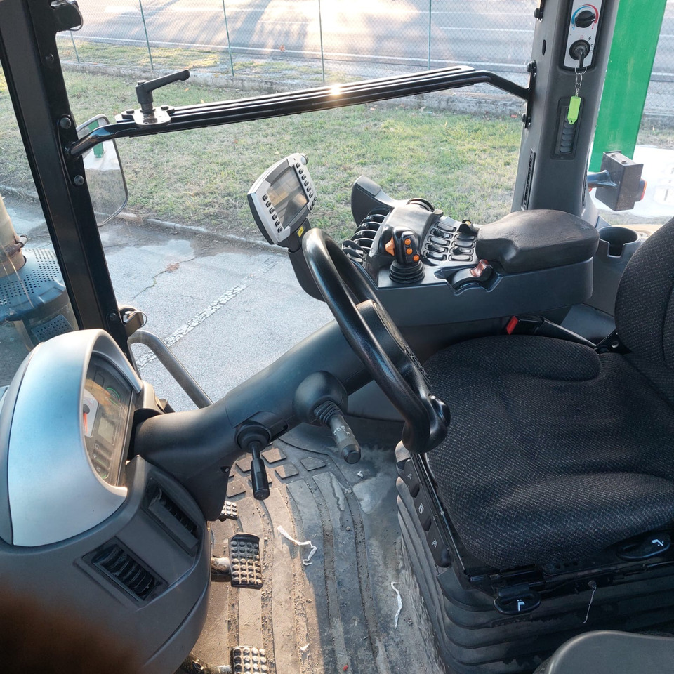 CHALLENGER MT 765E - Traktor: slika 5 CHALLENGER MT 765E - Traktor: slika 5