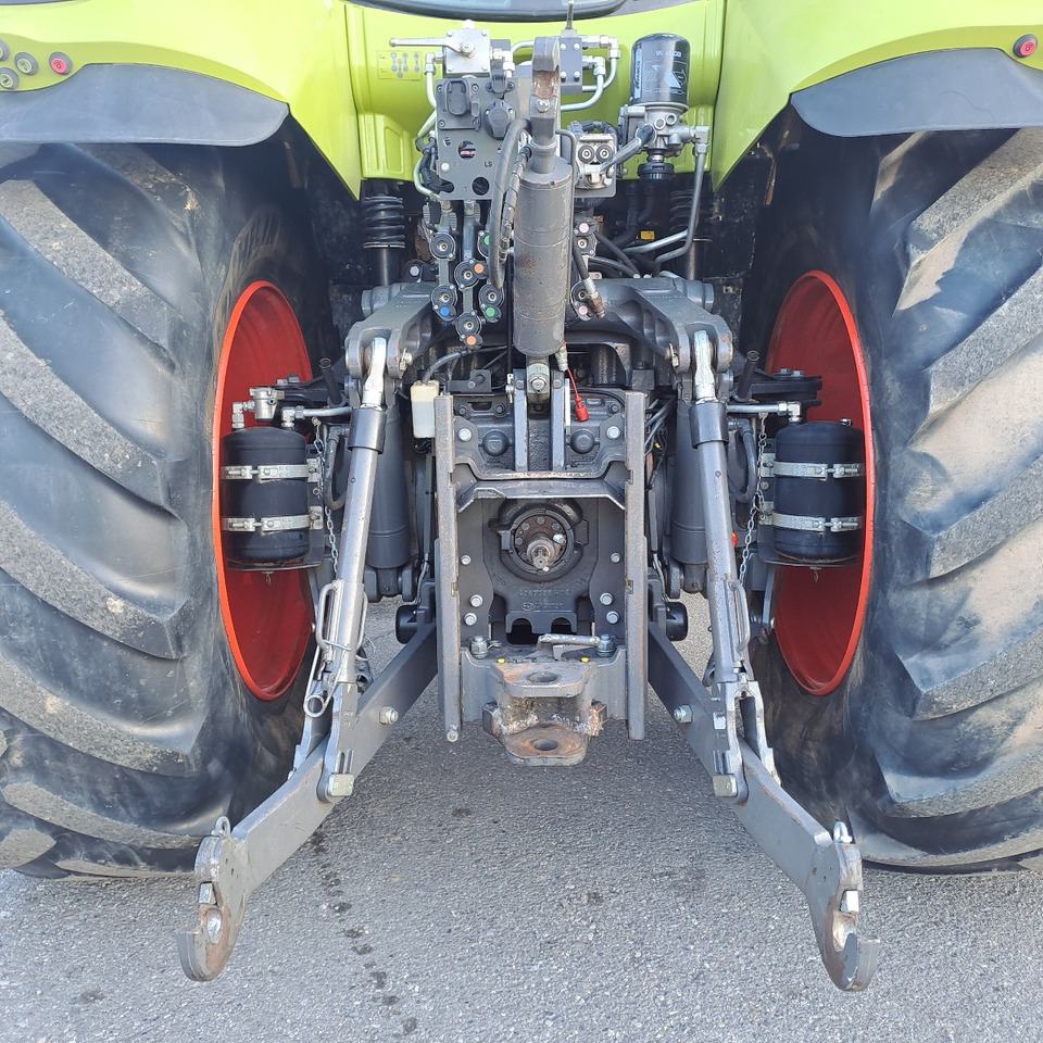 CLAAS 830 AXION - Traktor: slika 5 CLAAS 830 AXION - Traktor: slika 5