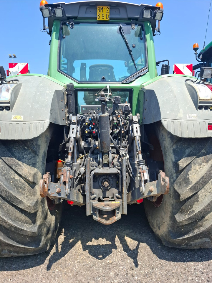FENDT 828 VARIO PROFIPLUS - Traktor: slika 3 FENDT 828 VARIO PROFIPLUS - Traktor: slika 3