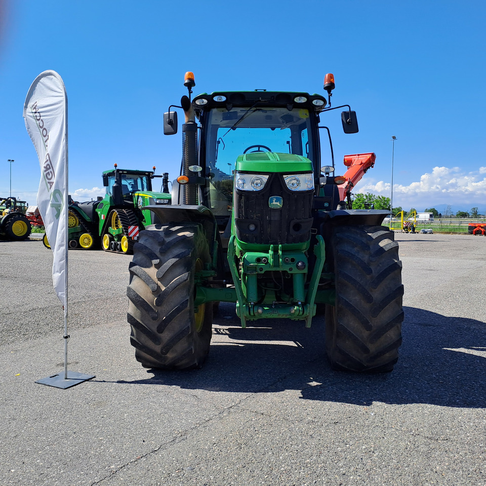 JOHN DEERE 6210R - Traktor: slika 2 JOHN DEERE 6210R - Traktor: slika 2