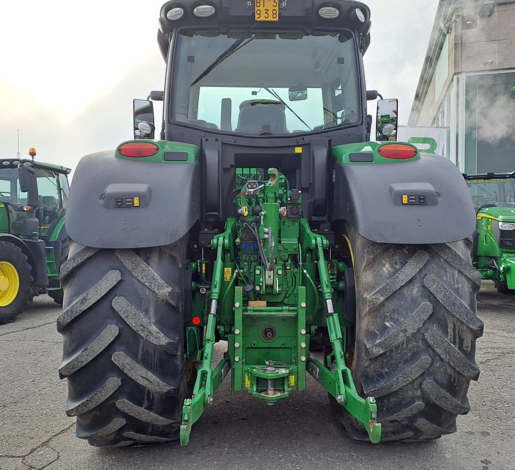 JOHN DEERE 6250R PREMIUM EDITION - Traktor: slika 4 JOHN DEERE 6250R PREMIUM EDITION - Traktor: slika 4