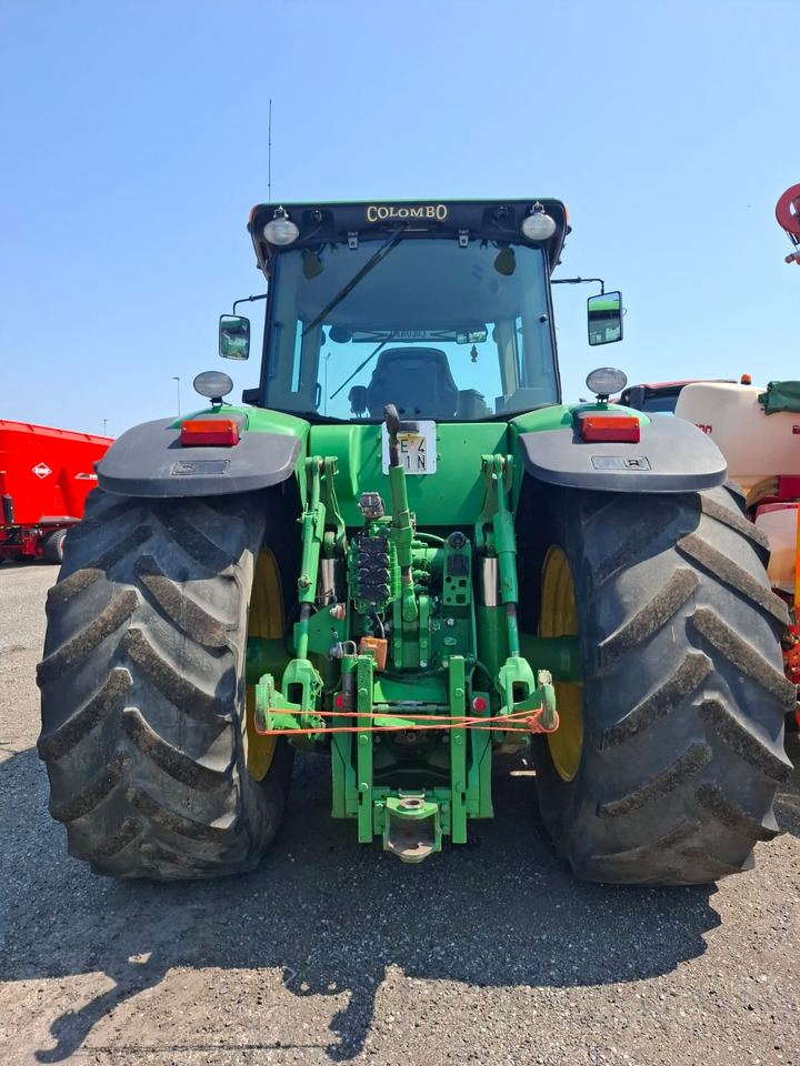 JOHN DEERE 8230 - Traktor: slika 3 JOHN DEERE 8230 - Traktor: slika 3
