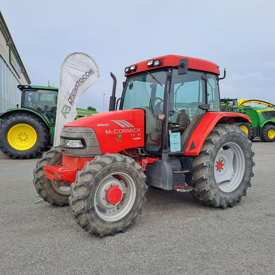 Mc CORMICK Cx85 Xtrashift - Traktor: slika 1 Mc CORMICK Cx85 Xtrashift - Traktor: slika 1