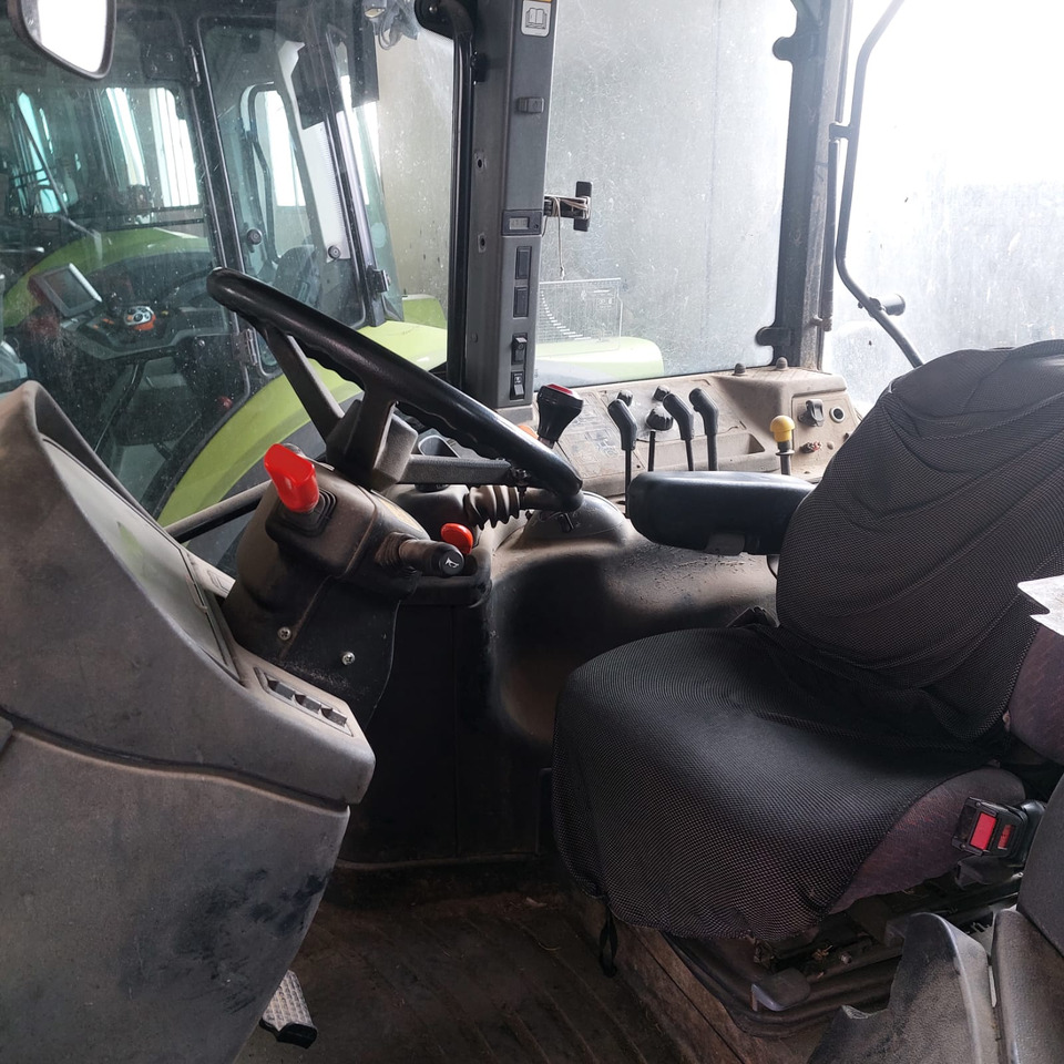 NEW HOLLAND TM155 - Traktor: slika 3 NEW HOLLAND TM155 - Traktor: slika 3