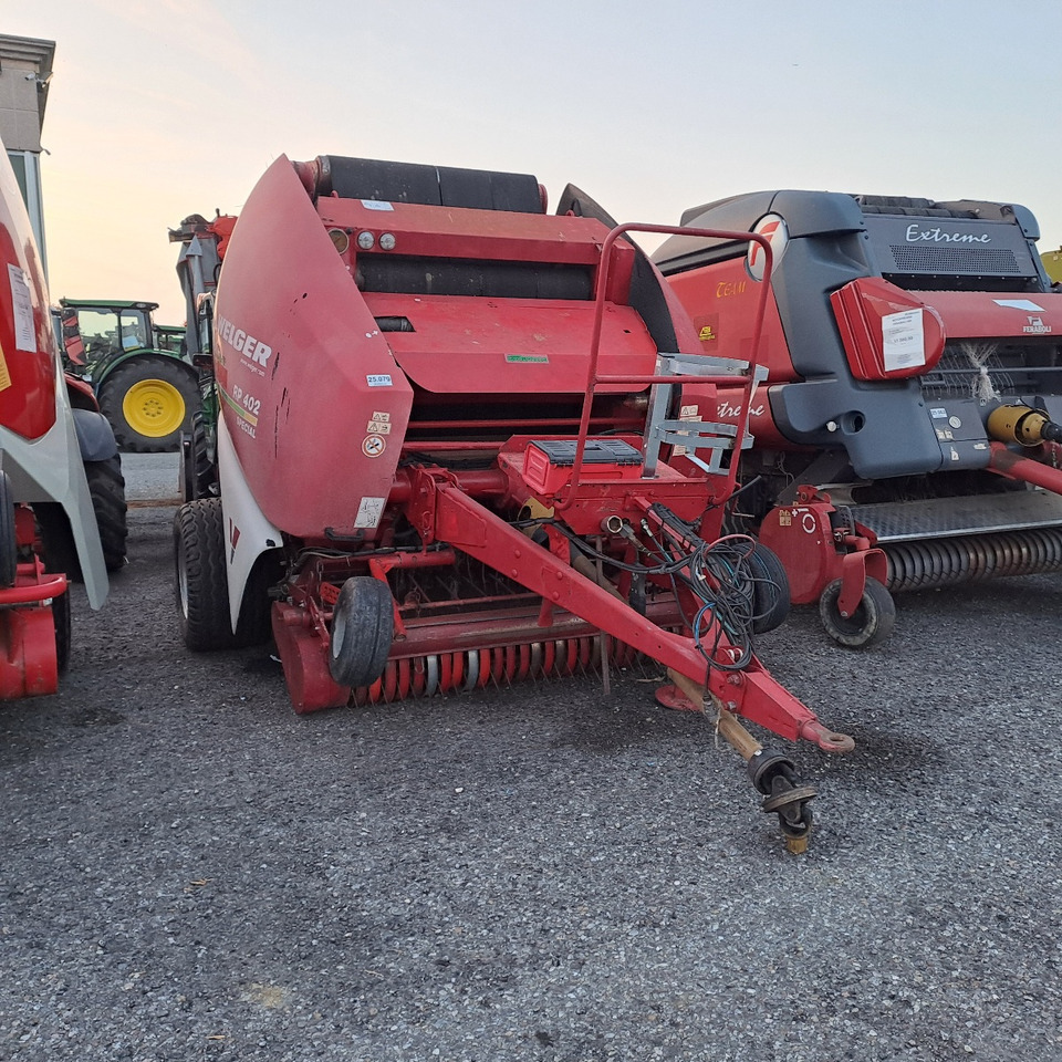 ROTOPRESSA LELY WELGER RP 402 SPECIAL - Balirka za okrogle bale: slika 1 ROTOPRESSA LELY WELGER RP 402 SPECIAL - Balirka za okrogle bale: slika 1