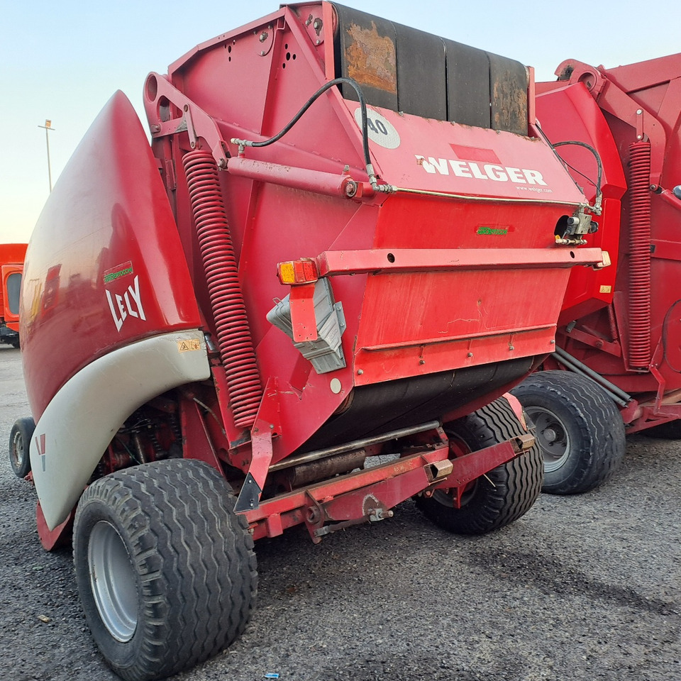 ROTOPRESSA LELY WELGER RP 402 SPECIAL - Balirka za okrogle bale: slika 5 ROTOPRESSA LELY WELGER RP 402 SPECIAL - Balirka za okrogle bale: slika 5