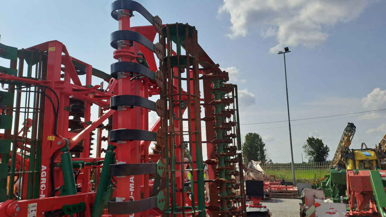 VIBROCOLTIVATORE AGRO-MASZ AUC50 - Brana: slika 2 VIBROCOLTIVATORE AGRO-MASZ AUC50 - Brana: slika 2