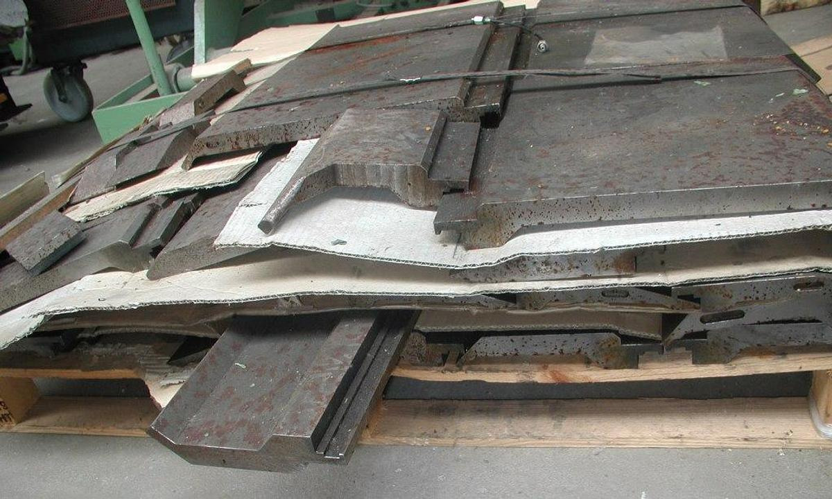 Abkantpresse SAFAN - Stroj za upogibanje pločevine: slika 5 Abkantpresse SAFAN - Stroj za upogibanje pločevine: slika 5