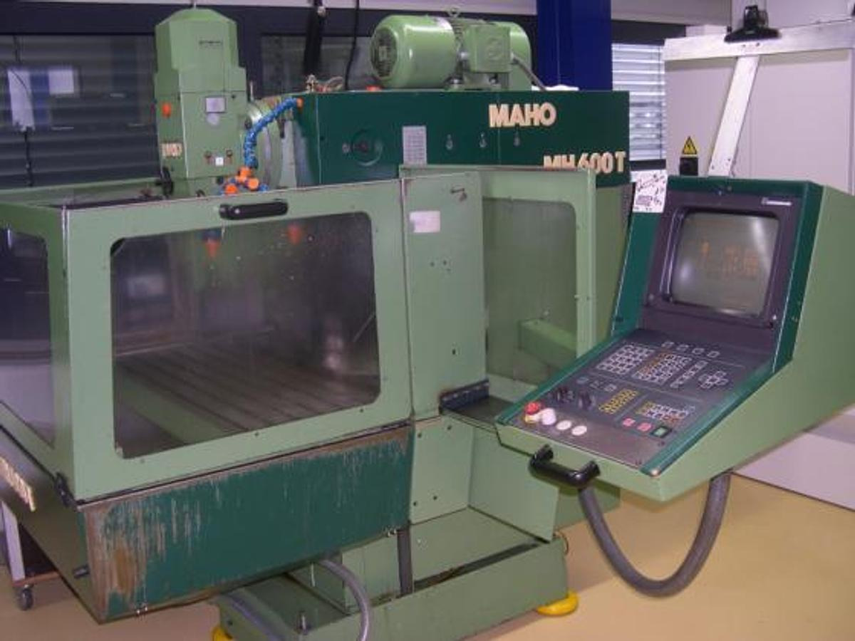 CNC-Fräsmaschine MAHO - Rezkalni stroj: slika 1 CNC-Fräsmaschine MAHO - Rezkalni stroj: slika 1