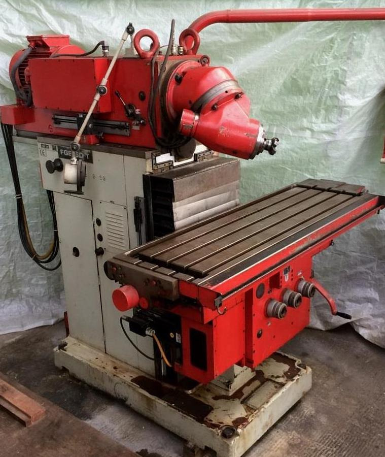 Konsolfräsmaschine (Universalfräsmaschine) STROJTOS - Rezkalni stroj: slika 3 Konsolfräsmaschine (Universalfräsmaschine) STROJTOS - Rezkalni stroj: slika 3