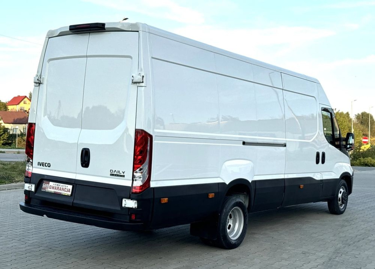Iveco Daily L4H2 MAX Blizniak Hi-Matic 123 tys przebieg JAK NOWY Klimatronic - Furgon: slika 3 Iveco Daily L4H2 MAX Blizniak Hi-Matic 123 tys przebieg JAK NOWY Klimatronic - Furgon: slika 3