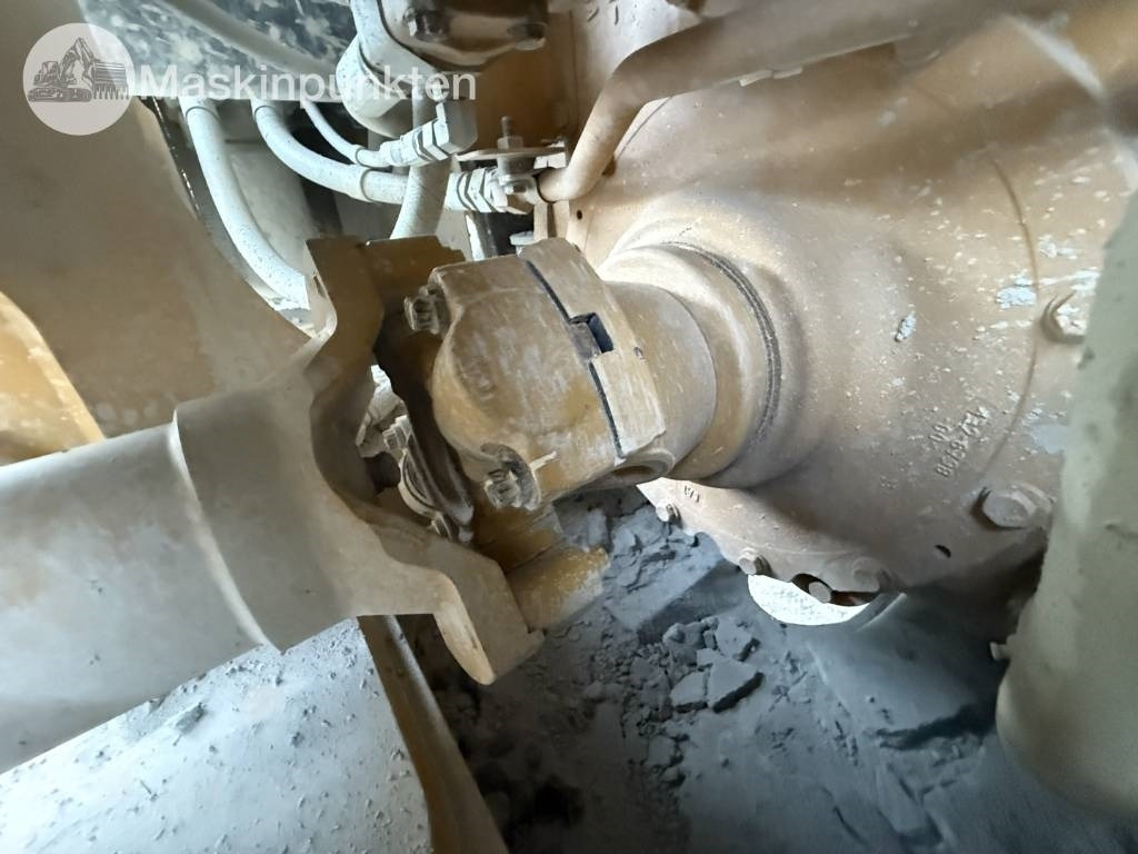 Kolesni nakladalec CAT 982 M: slika 40