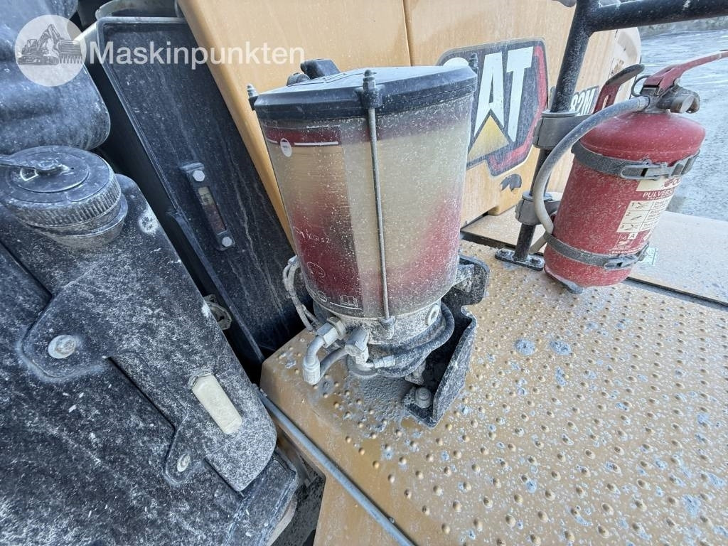 Kolesni nakladalec CAT 982 M: slika 21