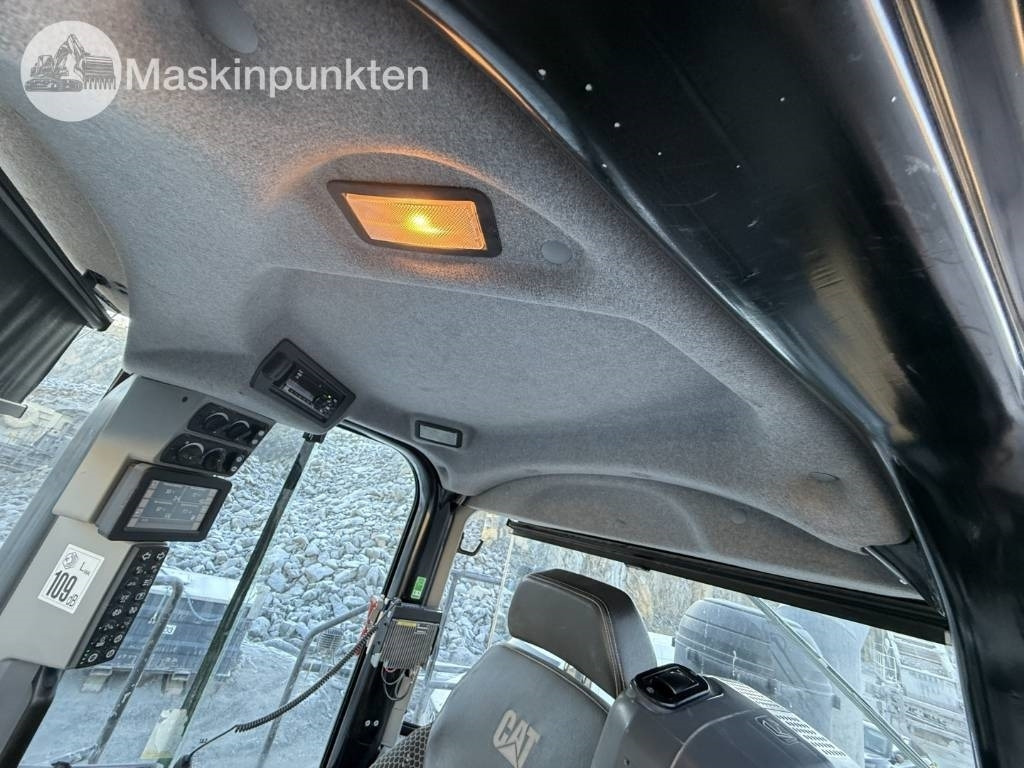 Kolesni nakladalec CAT 982 M: slika 11