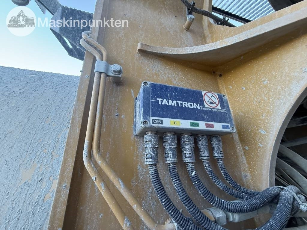 Kolesni nakladalec CAT 982 M: slika 35