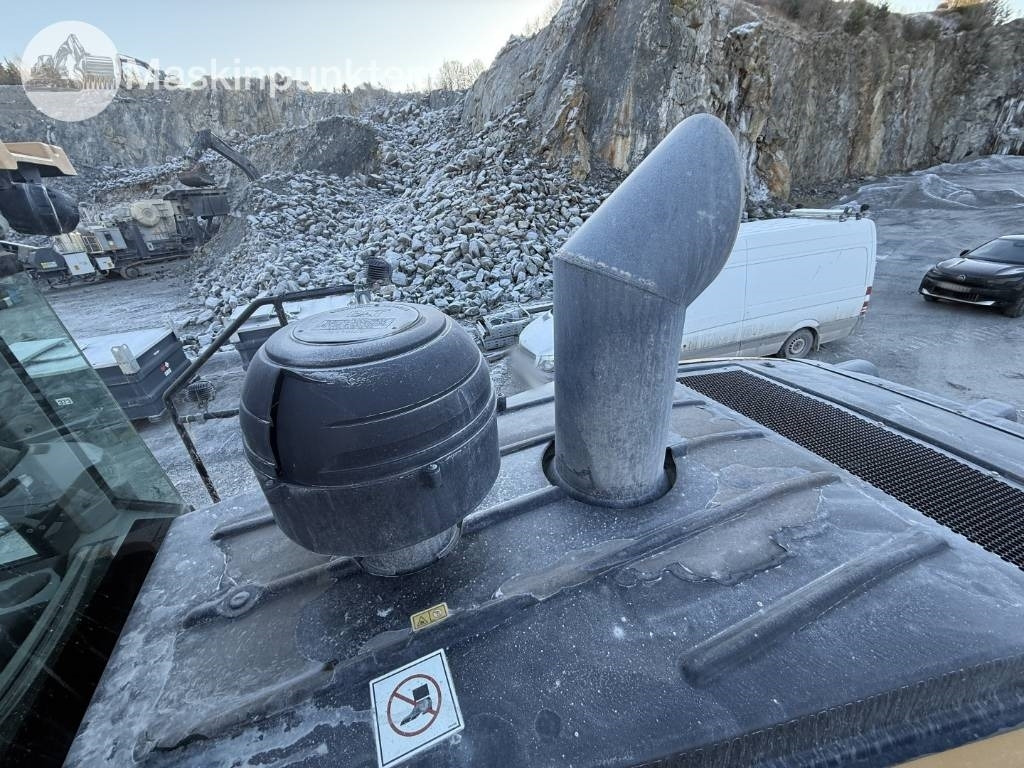 Kolesni nakladalec CAT 982 M: slika 23