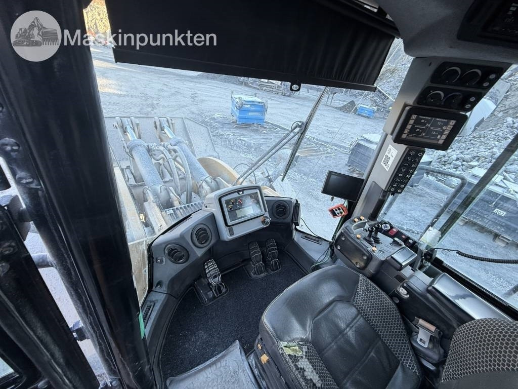 Kolesni nakladalec CAT 982 M: slika 13