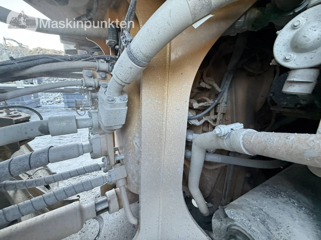 Kolesni nakladalec CAT 982 M: slika 27