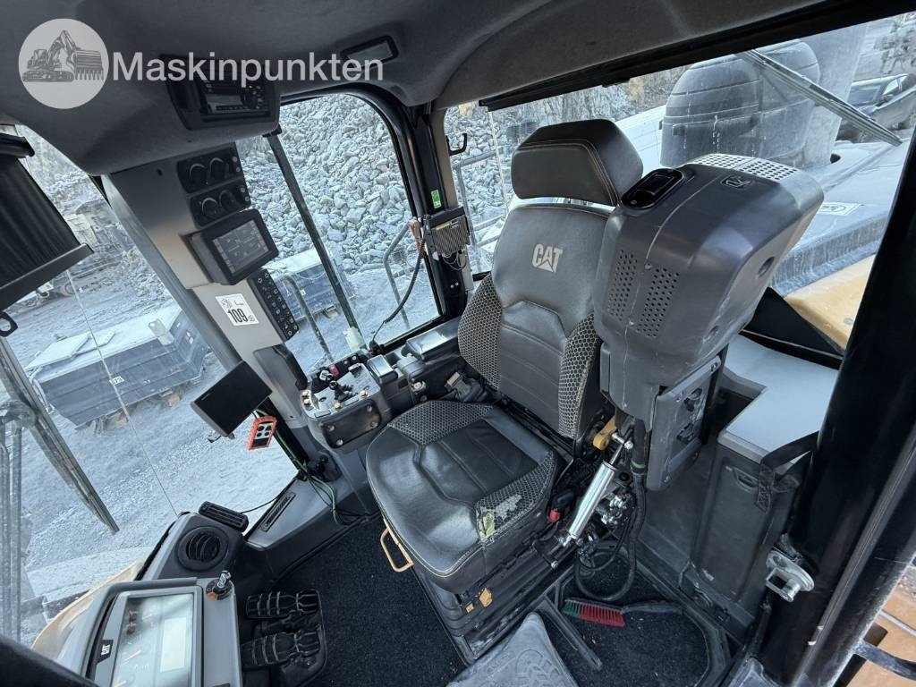 Kolesni nakladalec CAT 982 M: slika 10