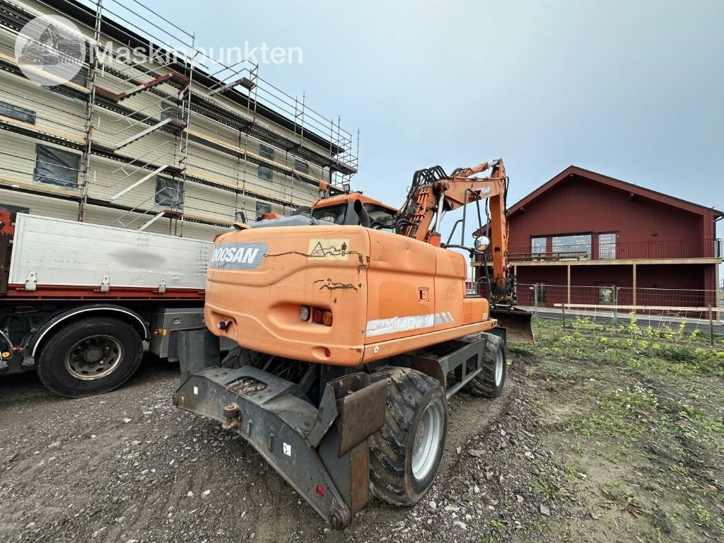 Doosan DX 140 W med vagn och redskap - Bager na kolesih: slika 4 Doosan DX 140 W med vagn och redskap - Bager na kolesih: slika 4