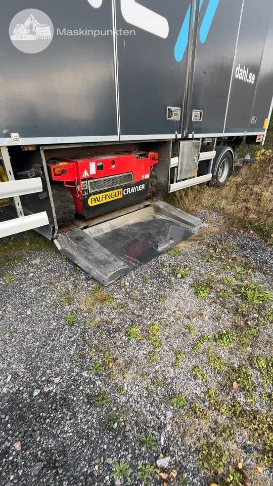HFR 1 axlad semitrailer med truck! - Polprikolica zabojnik: slika 3 HFR 1 axlad semitrailer med truck! - Polprikolica zabojnik: slika 3