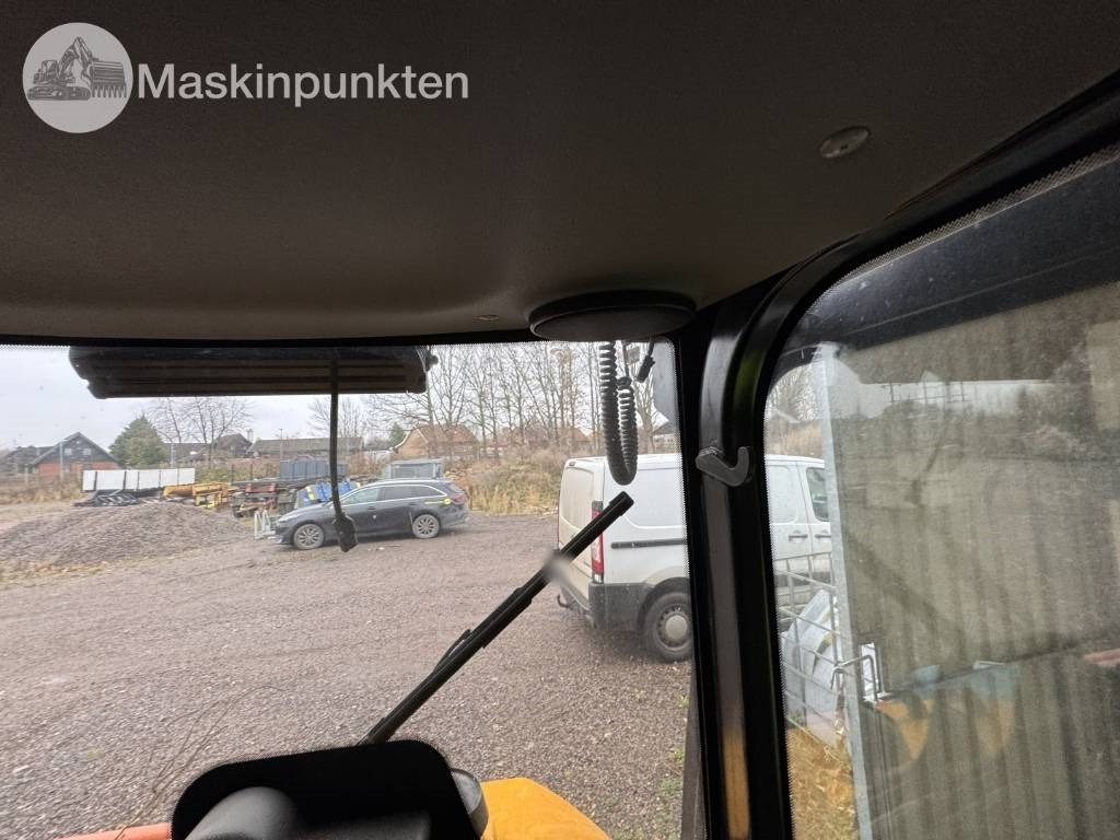 JCB 403 lizing JCB 403: slika 48 JCB 403 lizing JCB 403: slika 48