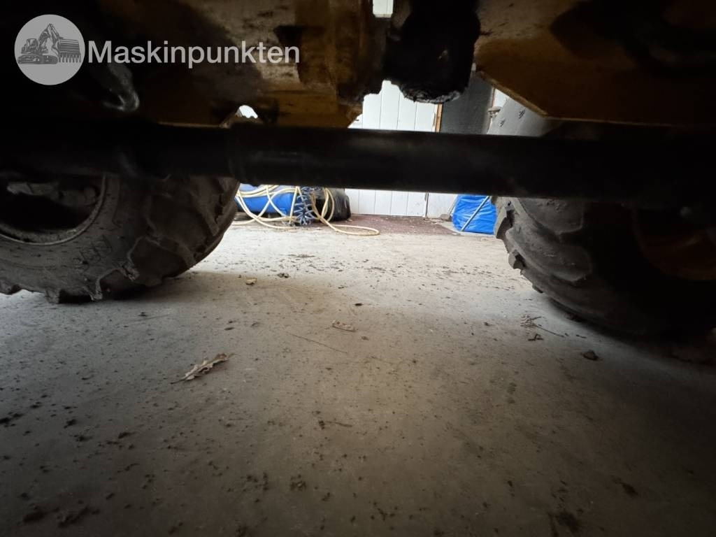 JCB 403 lizing JCB 403: slika 19 JCB 403 lizing JCB 403: slika 19