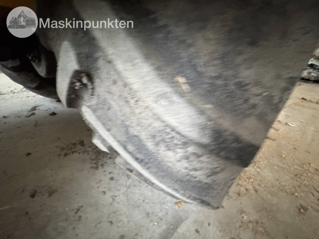 JCB 403 lizing JCB 403: slika 21 JCB 403 lizing JCB 403: slika 21