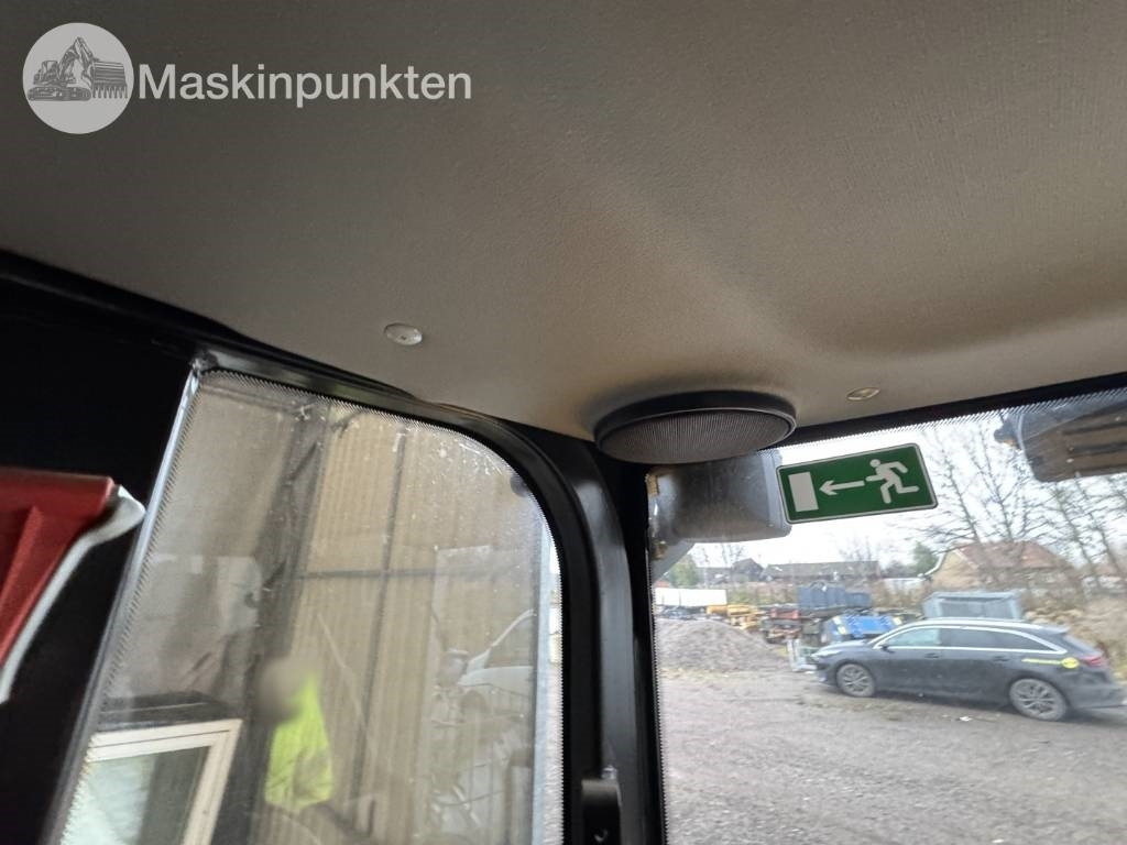 JCB 403 lizing JCB 403: slika 47 JCB 403 lizing JCB 403: slika 47