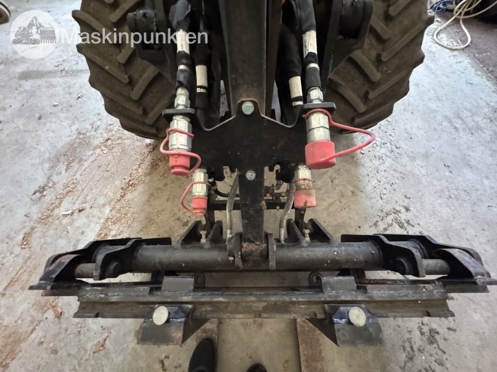 JCB 403 lizing JCB 403: slika 24 JCB 403 lizing JCB 403: slika 24