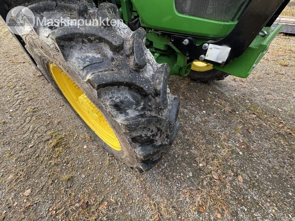 John Deere 5075 E  lizing John Deere 5075 E: slika 22