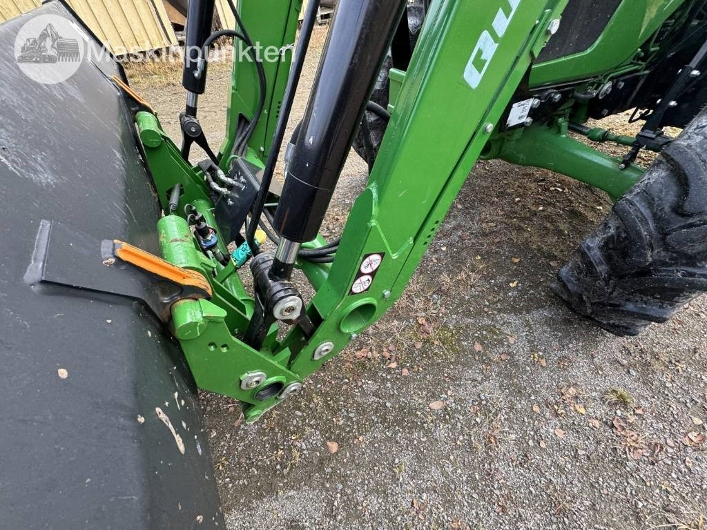 John Deere 5075 E  lizing John Deere 5075 E: slika 29