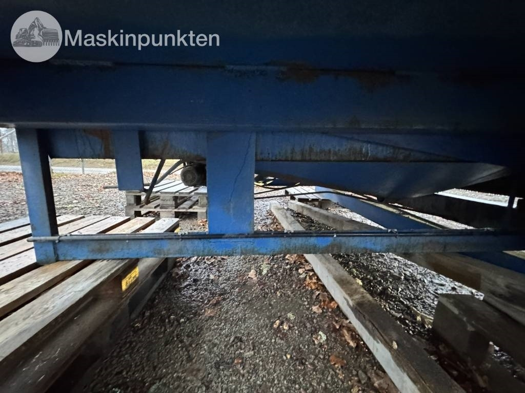 Lasthuskaj Okänt - Skladiščna oprema: slika 2 Lasthuskaj Okänt - Skladiščna oprema: slika 2