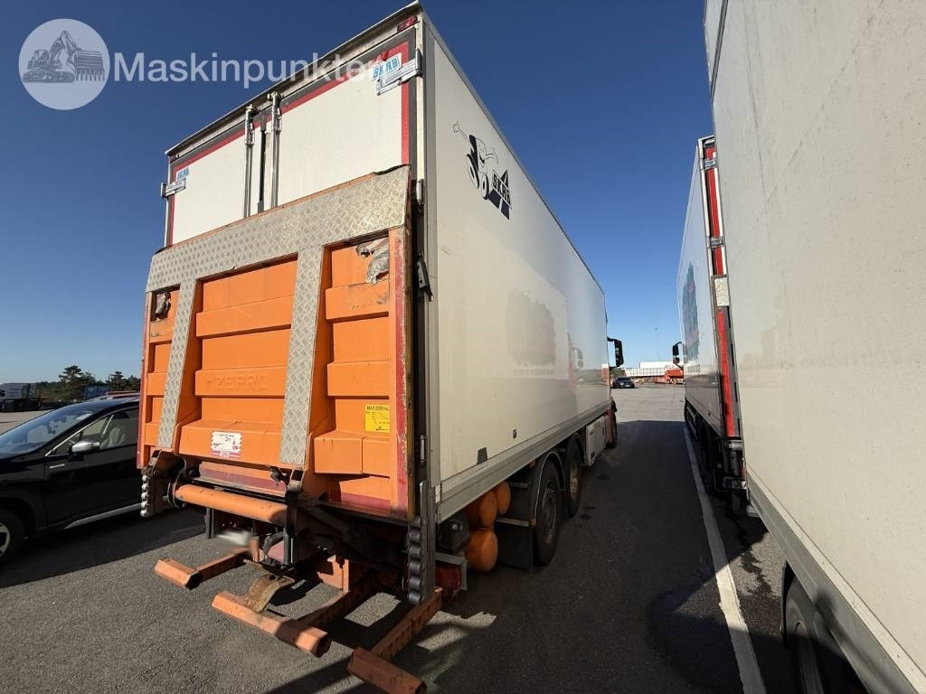 Mercedes-Benz Actros 2551 - Tovornjak hladilnik: slika 4 Mercedes-Benz Actros 2551 - Tovornjak hladilnik: slika 4