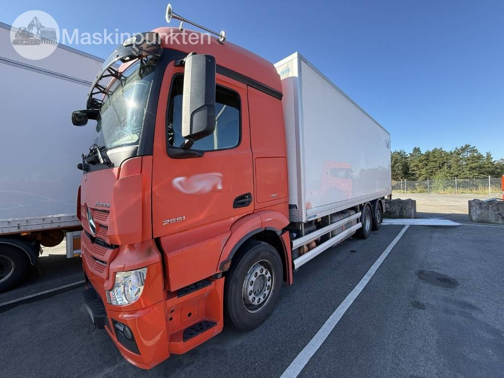 Mercedes-Benz Actros 2551 - Tovornjak hladilnik: slika 1 Mercedes-Benz Actros 2551 - Tovornjak hladilnik: slika 1